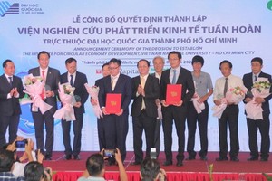 循環經濟研究發展院成立公佈儀式。（圖源：吳松）