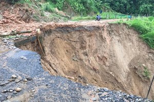 156號省路坍塌現場。（圖源：文福）