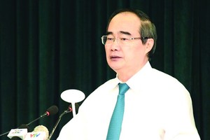 市委書記阮善仁。