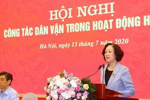 中央民運部長張氏梅在會上致開幕詞。（圖源：芳英）