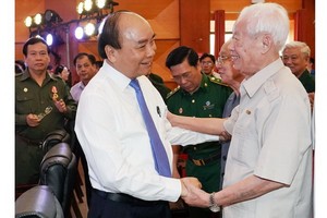 全面關照退役青年突擊隊員生活