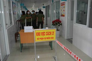 最近 5名非法入境的中國公民已獲送峴港市199號醫院隔離病房區進行醫學隔離觀察。（圖源：T.A）