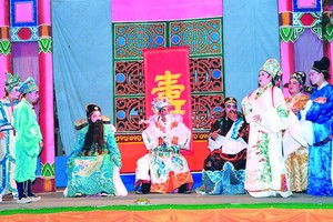 《郭子儀賀壽》的劇照。