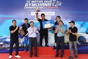 金卡納( Gymkhana)體育車錦標賽頒獎儀式。（圖源：互聯網）