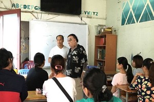 在葉寺的一個免費外語班。