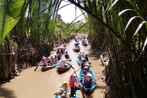 九龍江平原的水鄉探索旅程吸引不少遊客的參加。