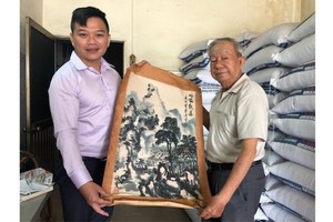 賞畫品茗   感悟人生