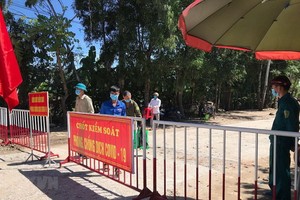 圖為清化省兆山縣壽強鄉所設的一個新冠肺炎檢疫站。（圖源：越通社）