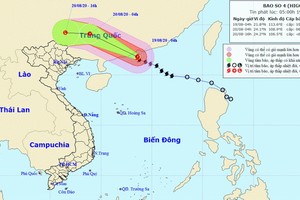 圖為 4 號颱風移動方向。（圖源：國家水文氣象預報中心）