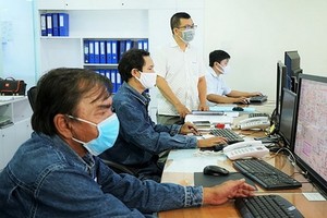 電力部門人員連續值勤以確保為民眾和重要區域、包括各隔離區供電工作不間斷。