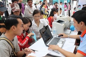 應屆畢業生對未來的事業抱著很大之渴望。