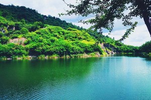 西寧省魔天嶺。