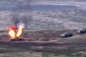 亞美尼亞國防部公佈擊毀阿塞拜疆T-90坦克的照片。（圖源：互聯網）