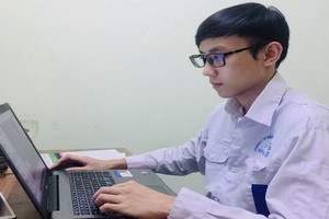 裴廷維希望通過傳媒設計能把越南產品走出世界。