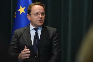 歐盟委員會負責睦鄰擴大事務委員沃爾海伊。（圖源：新華社）