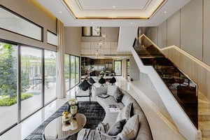 由於智慧設計，兩間獨立區面街屋總面積320平方米和230平方米不但滿足空間的超越性，而且依個人使用需求宜於佈置各生活、工作等區域。