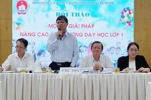 市教育與培訓廳副廳長阮文孝在討論會上發言。（圖源：越通社）