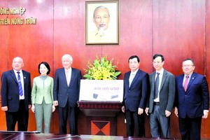 台灣向中部災區捐贈 40 萬美元