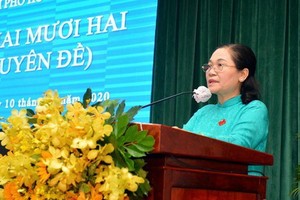 市委副書記、市人民議會主席阮氏麗在會議上致開幕詞。（圖源：越勇）