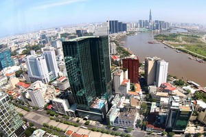 位於市中心的高層住房。