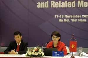 生物多樣性與天然保存局副局長黃氏清嫺在會議上發言。（圖源：秋明）