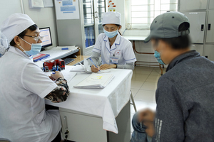 愛滋病患者若及早治療並保持治療的原則，仍可健康多活50年，病人的壽命近乎正常人。