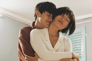 Avin Lu和胡秋英是《雨中的西貢》的主角。