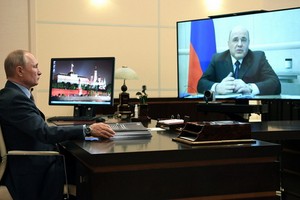 俄羅斯總統新聞秘書德米特里‧佩斯科夫13日對外表示：“普京一直生活在新奧加廖沃(總統官邸)，疫情暴發前就已在那裡生活工作。”。（圖源：互聯網）