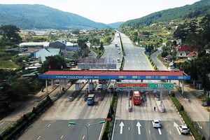 圖為聯姜-普仁高速公路定安自動收費站。（圖源：TTO）