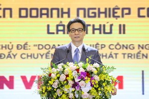 政府副總理武德膽在論壇上致詞。（圖源：蘭芳）