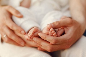 母親子宮頸癌致嬰孩染肺癌。（示意圖源：Pixabay）