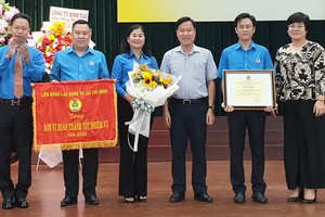 及時幫助受疫情影響勞動者克難