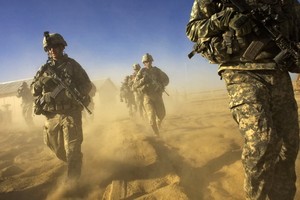 在阿富汗巡邏的美軍士兵。（圖源：AFP）