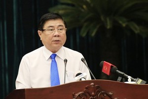 市人委會主席阮成鋒。