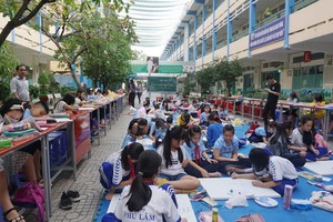 第六郡華人學生參加繪畫比賽