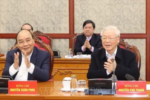 黨中央政治局同意採購新冠疫苗