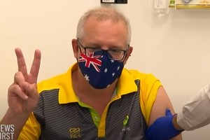 澳洲總理莫里森率先接種新冠疫苗。（圖源：互聯網）