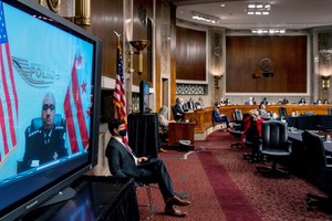 參議院的委員會就國會山莊衝擊事件，舉行聽證會。（圖源：路透社）