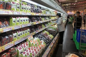 我國在新冠疫情期間各超市保持貨源充足。