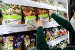 首爾一家超市的速凍餃子櫃檯。（圖源：韓聯社）