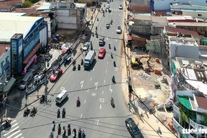 民眾拆遷住房為項目移交場地。（圖源：自忠）