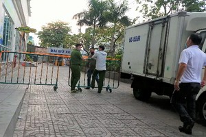 職能力量封鎖事發現場。（圖源：陳柯）