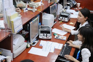 越南各銀行正加快數字化進度。