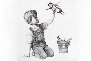 2020年5月，英國塗鴉藝術家班克西的一幅新作出現在南安普頓綜合醫院裡，向疫情期間奮戰在一線的醫護人員們表達敬意。（圖源：互聯網）