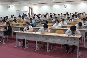 考場一瞥。（示意圖源：明珠）