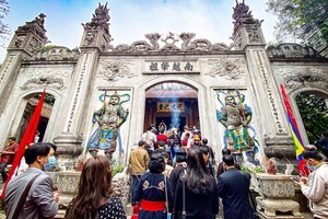 富壽省推出雄王廟之夜新旅遊產品。