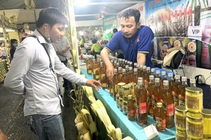 檳椥省的OCOP商品參加貿易促進博覽會。