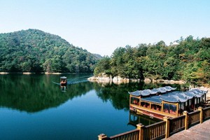 山清水秀的木蘭天池。