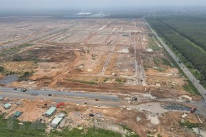 圖為同奈省隆城縣祿安-平山安置房工程項目。（圖源：越通社）