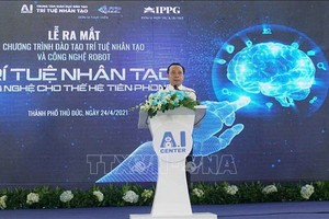 市國立大學校長武海軍在儀式上致詞。（圖源：秋懷）